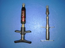 �A�N�e�B�x�[�^�[